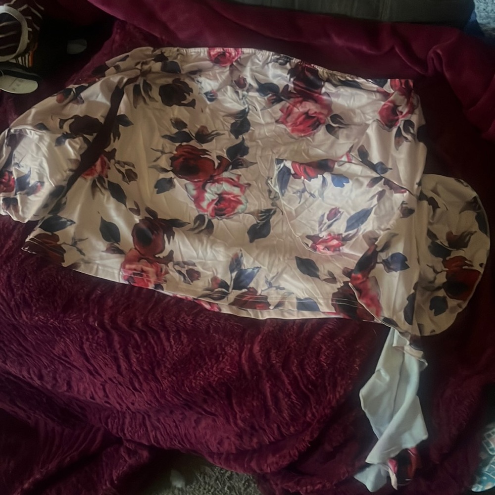 Off shoulder, flowing sleeves, shirt.